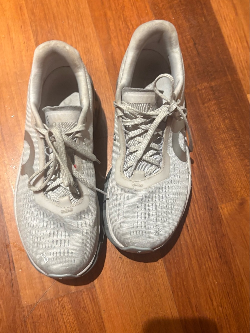 On Running Women's Light Gray Sneakers - Picture 3 of 7